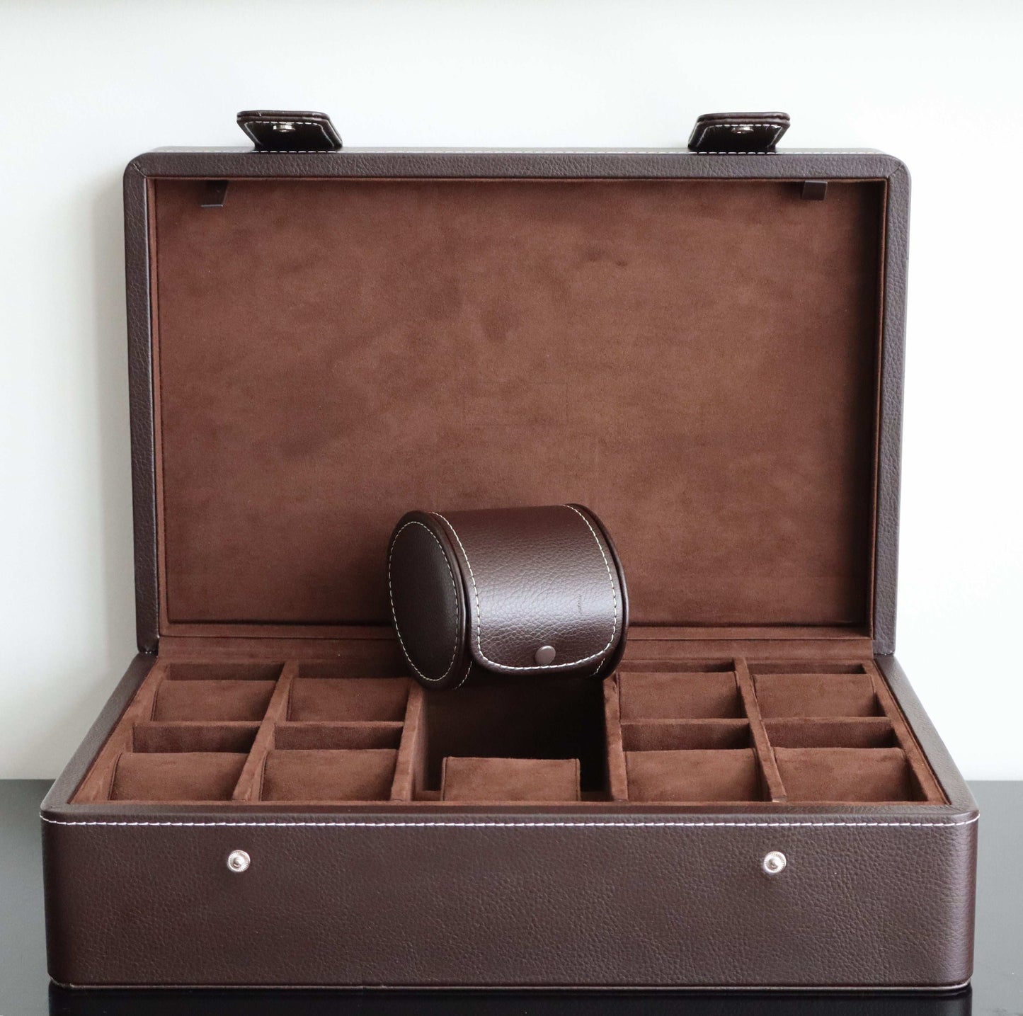 Horlogedoos Donkerbruin leder 10 Horloges Leanschi + gratis Watch Pouch