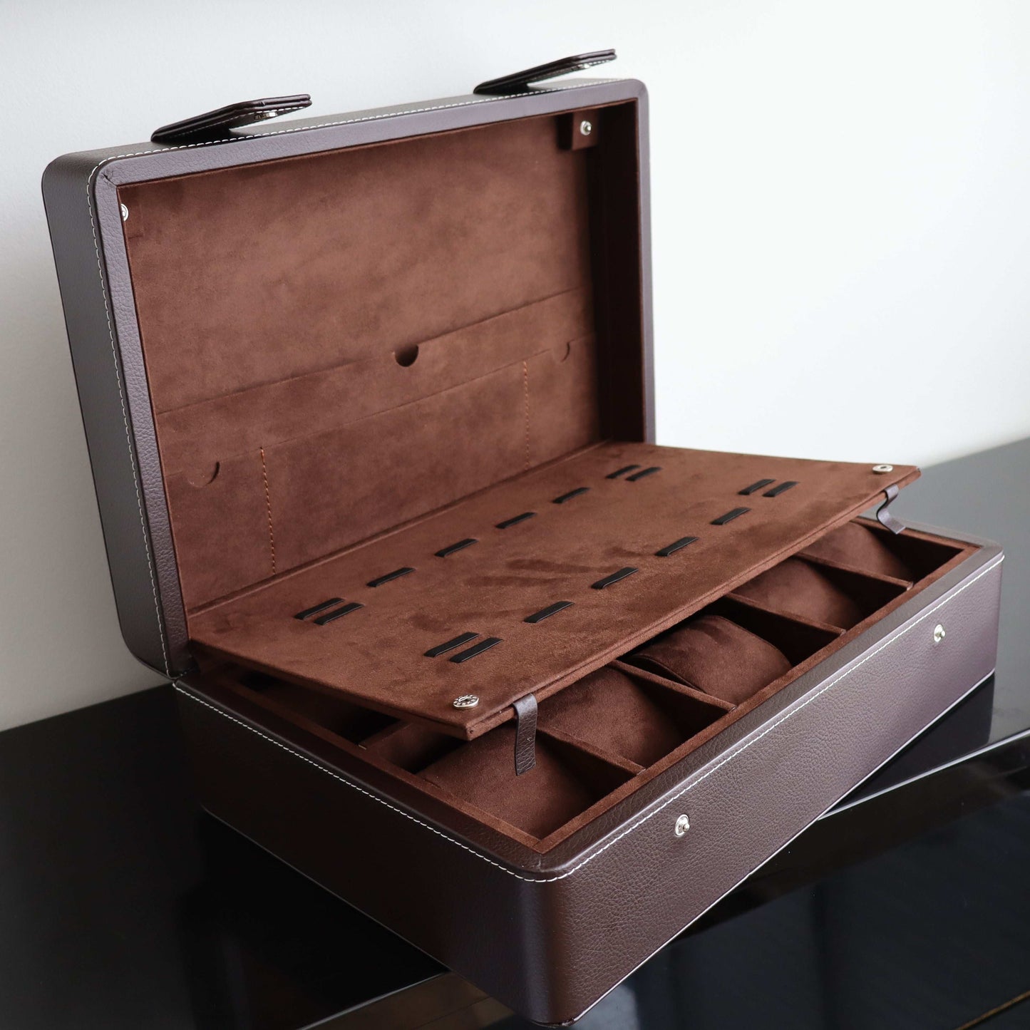 Horlogedoos Donkerbruin leder 10 Horloges Leanschi + gratis Watch Pouch