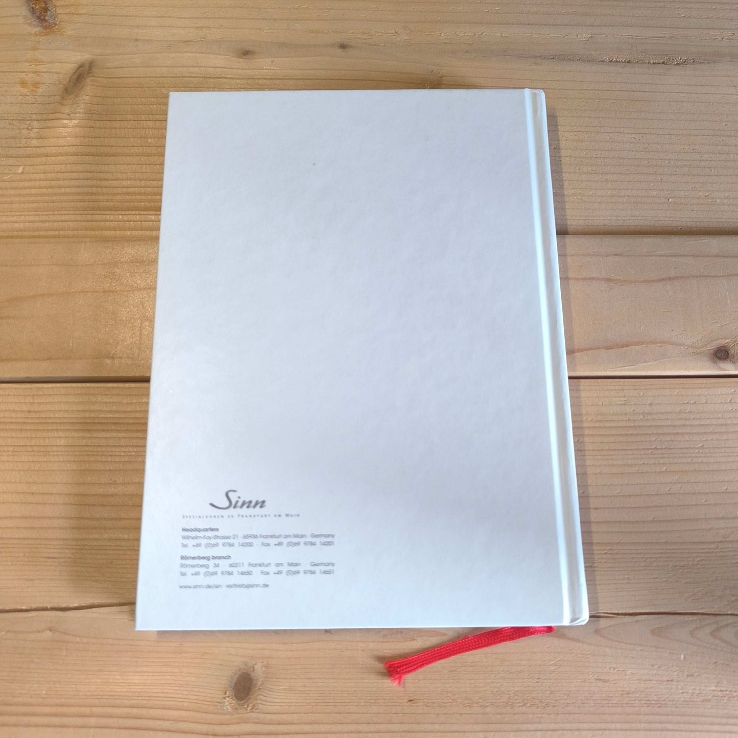 Sinn The 2018/2019 Catalogue - Horlogerieshop.nl