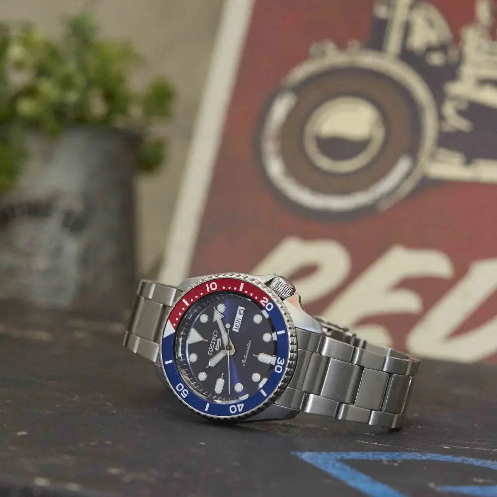 Seiko 5 Sports SRPD53K1 - Lifestyle - Horlogerieshop.nl