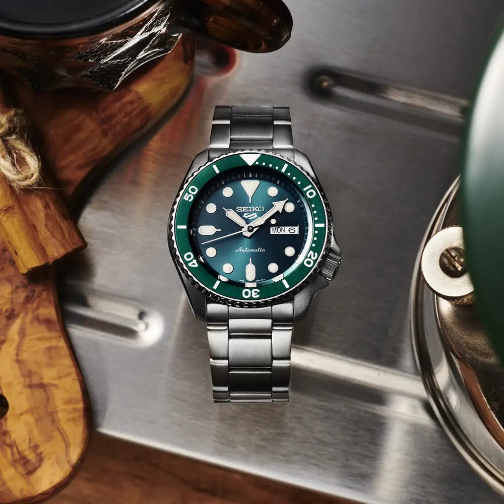 Seiko 5 Sports SRPD61K1 - Lifestyle - Horlogerieshop.nl