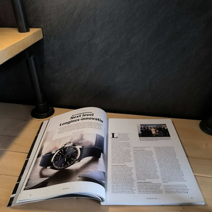 0024 Horloges #68 tafelboek