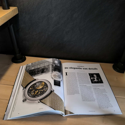 0024 Horloges #68 tafelboek