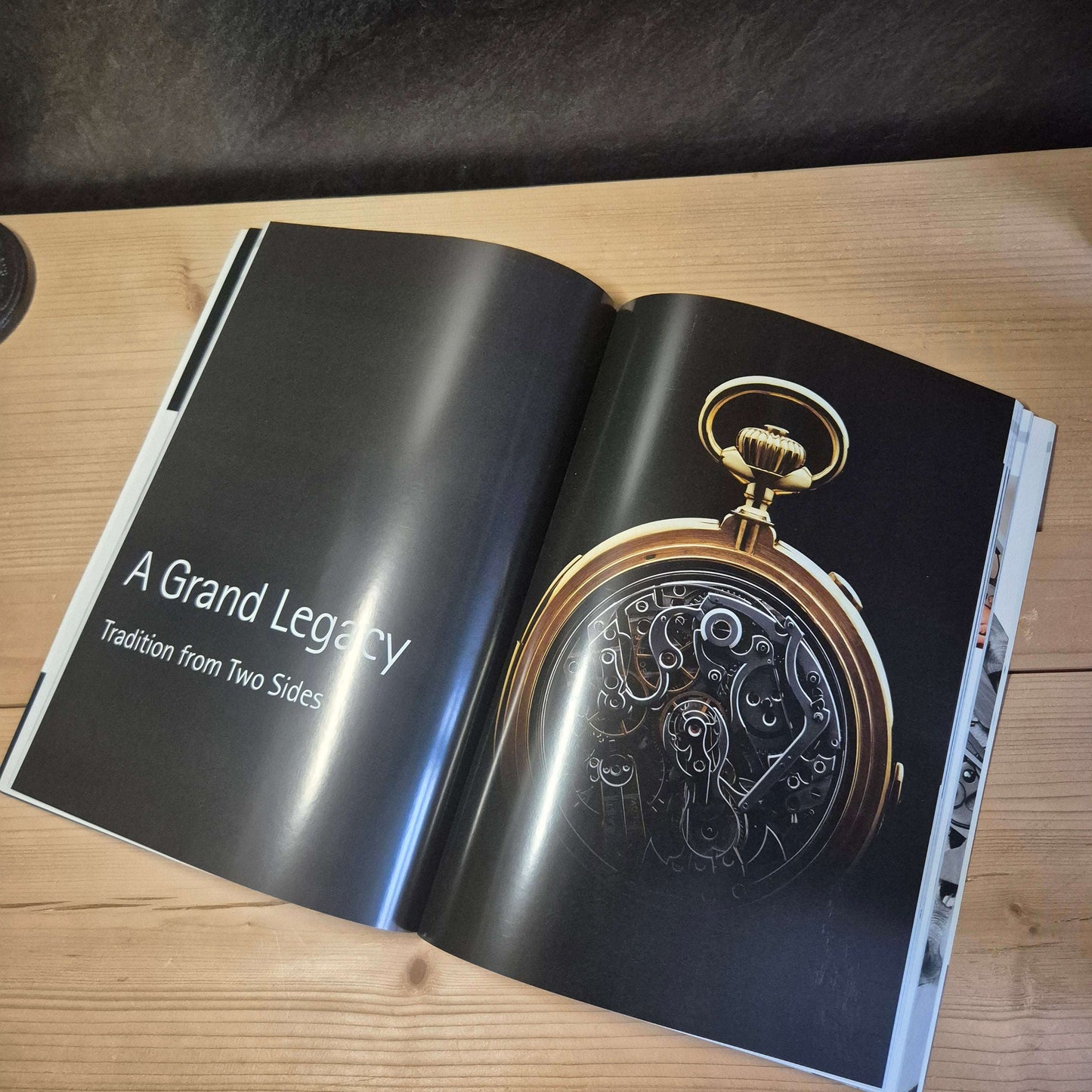 Amrband and Uhren Special Girard-Perregaux 2007 - Horlogerieshop.nl