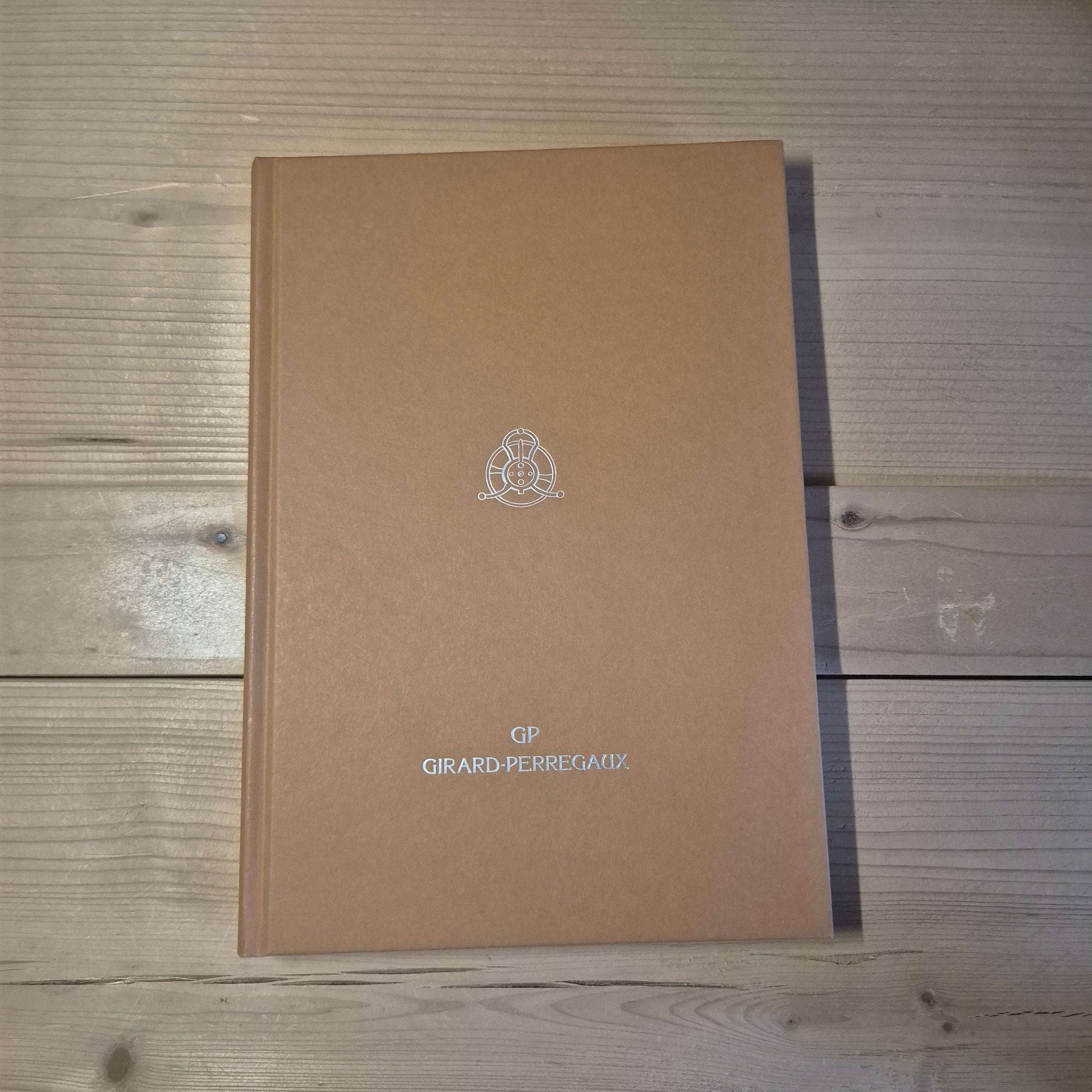 Girard-Perregaux Millenium Yearbook 2000-2001 - Horlogerieshop.nl