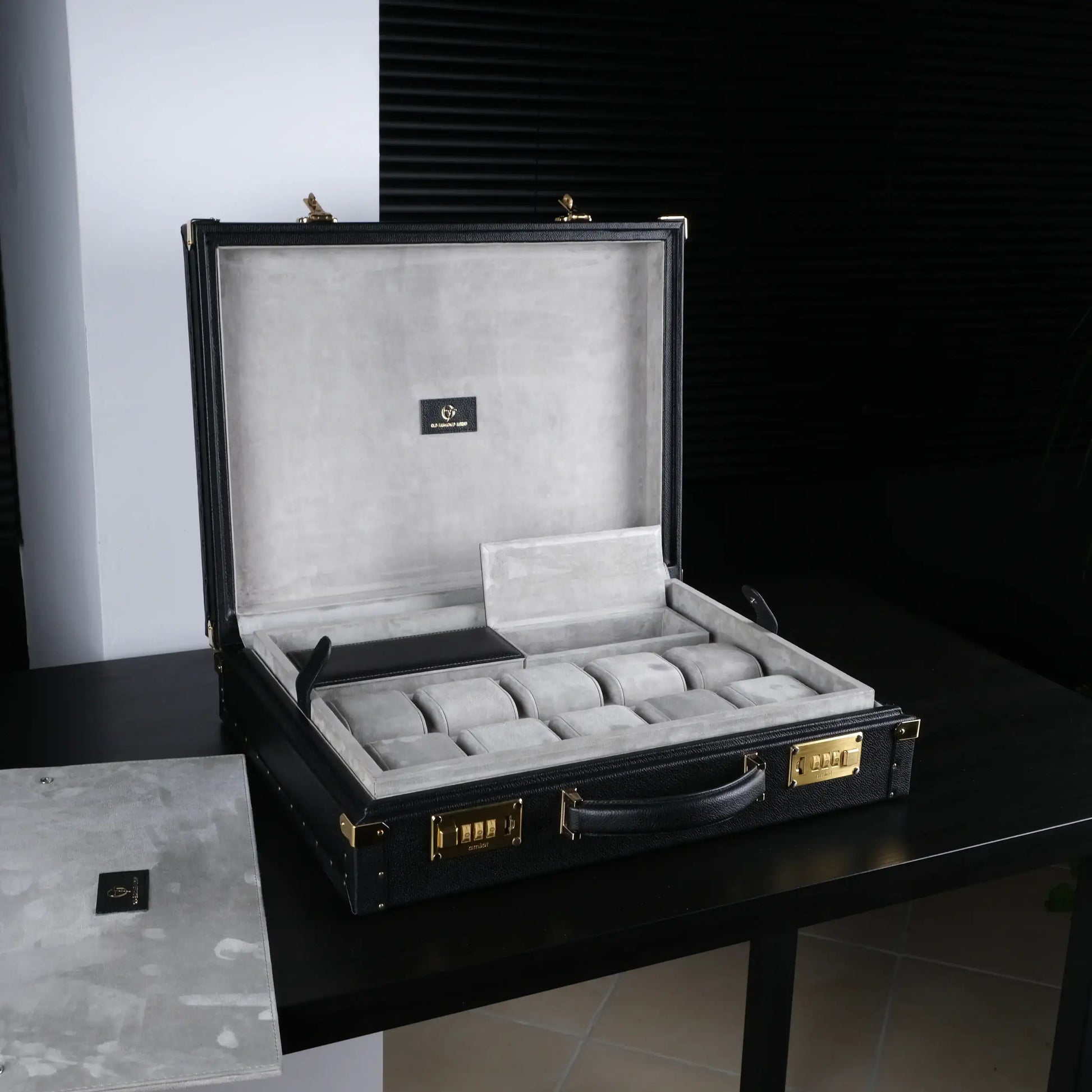 Horlogedoos Zwart kalfsleder/Grijs Suede 15 horloges Old Fashioned Luxury - Horlogerieshop.nl