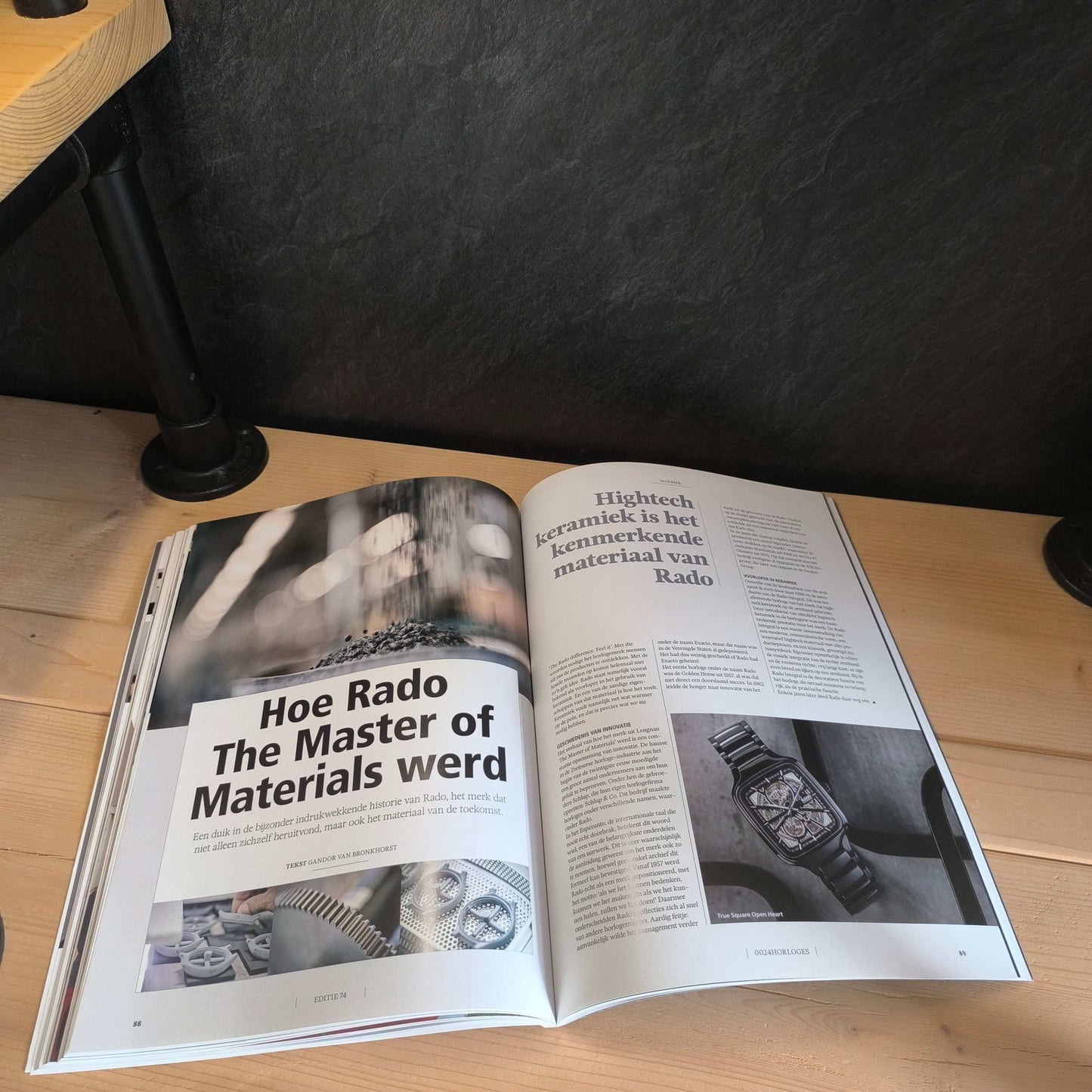 Horloges 0024 Tafelboek jaargang 2022 editie 74