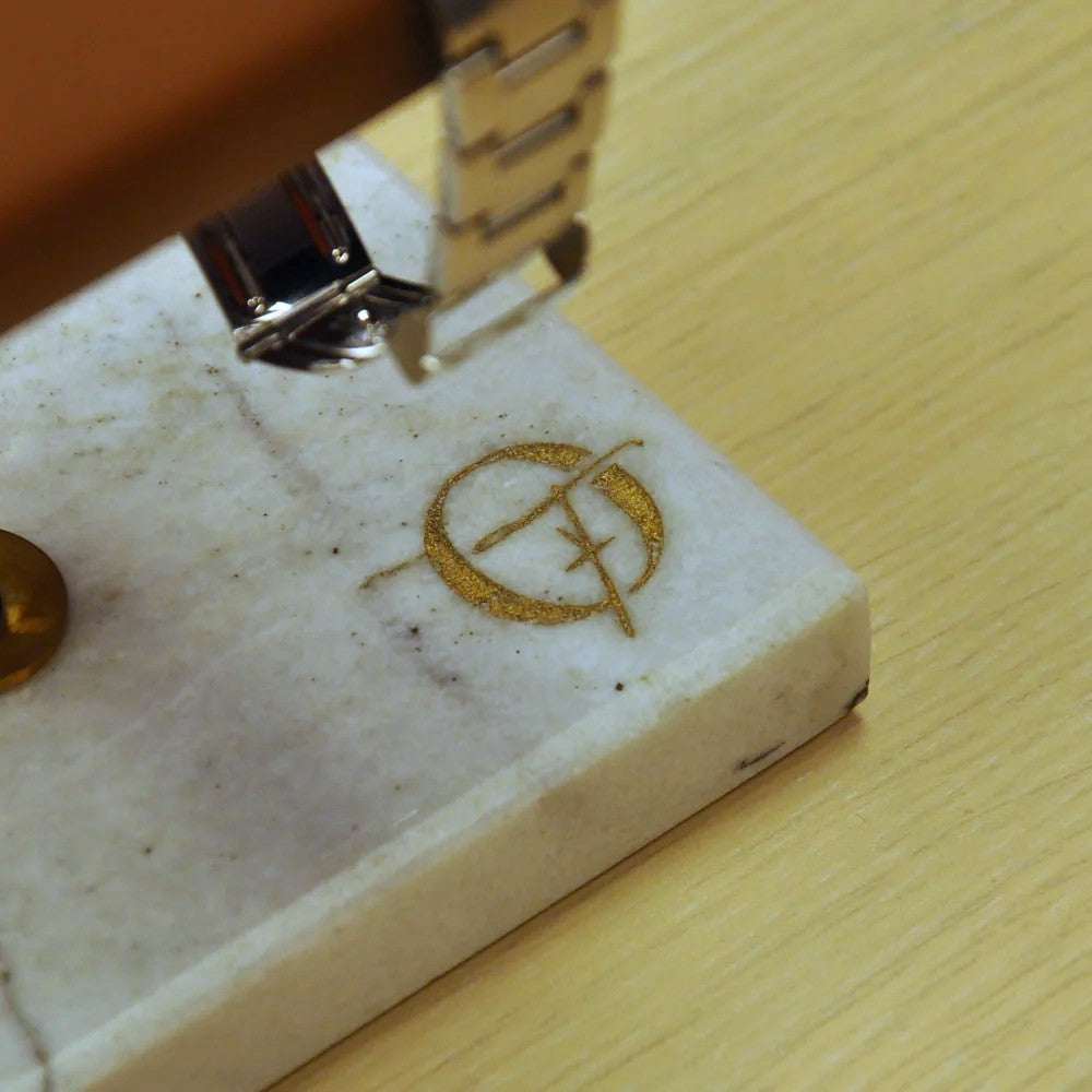 Horlogestandaard Marmer 2 horloges Leder Old Fashioned Luxury