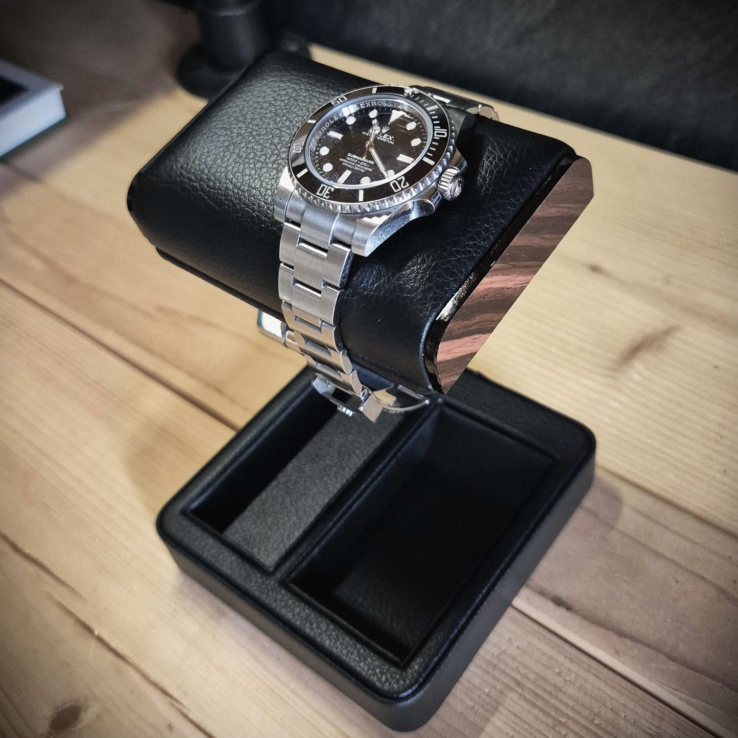 Horlogestandaard Roadster Wolf 1834