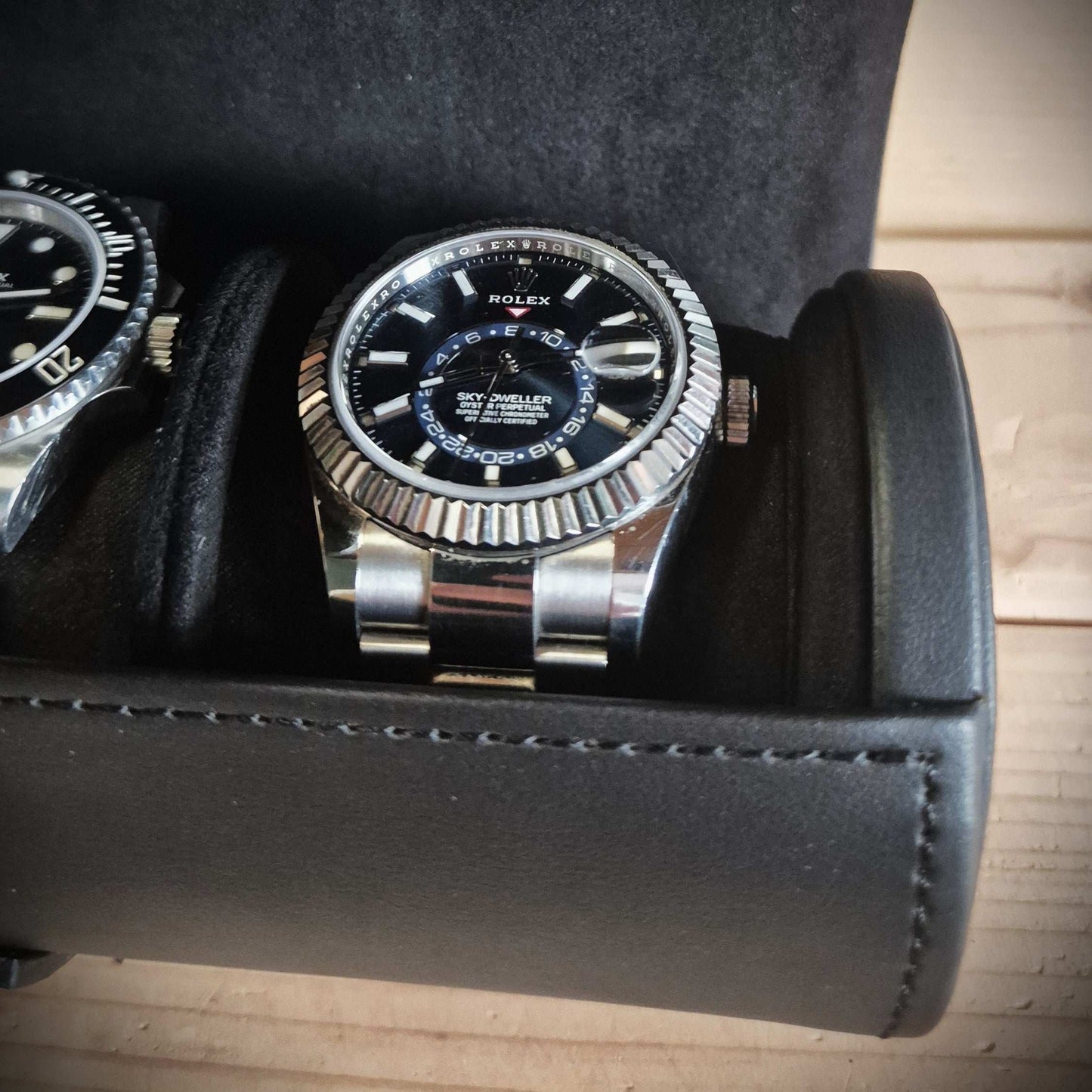 Horlogrol Axis 3 horloges Wolf 1834 - Horlogerieshop.nl