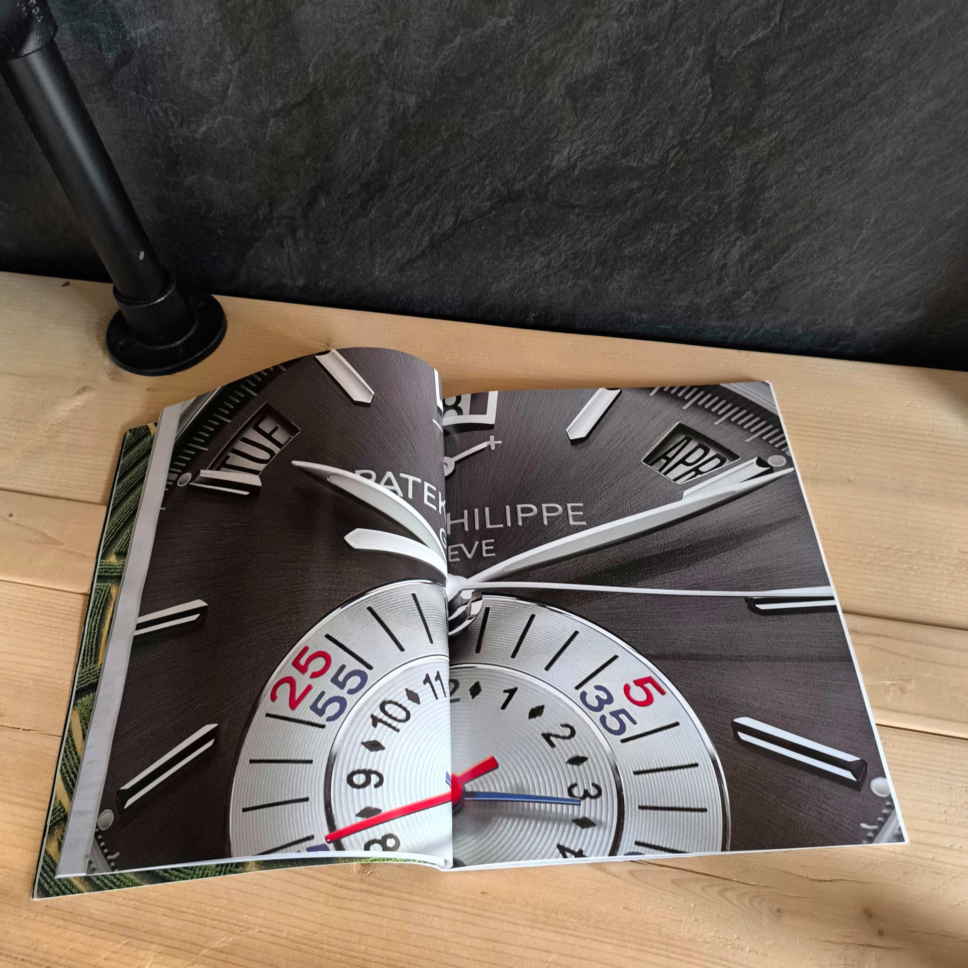 Patek Philippe The International Magazine Volume II Number 8 (Duitstalig) - Horlogerieshop.nl