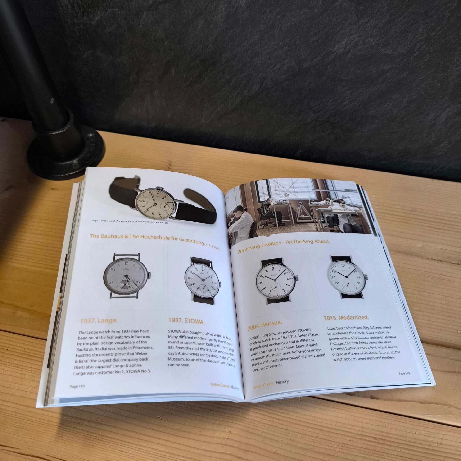 The Stowa Book - Horlogerieshop.nl