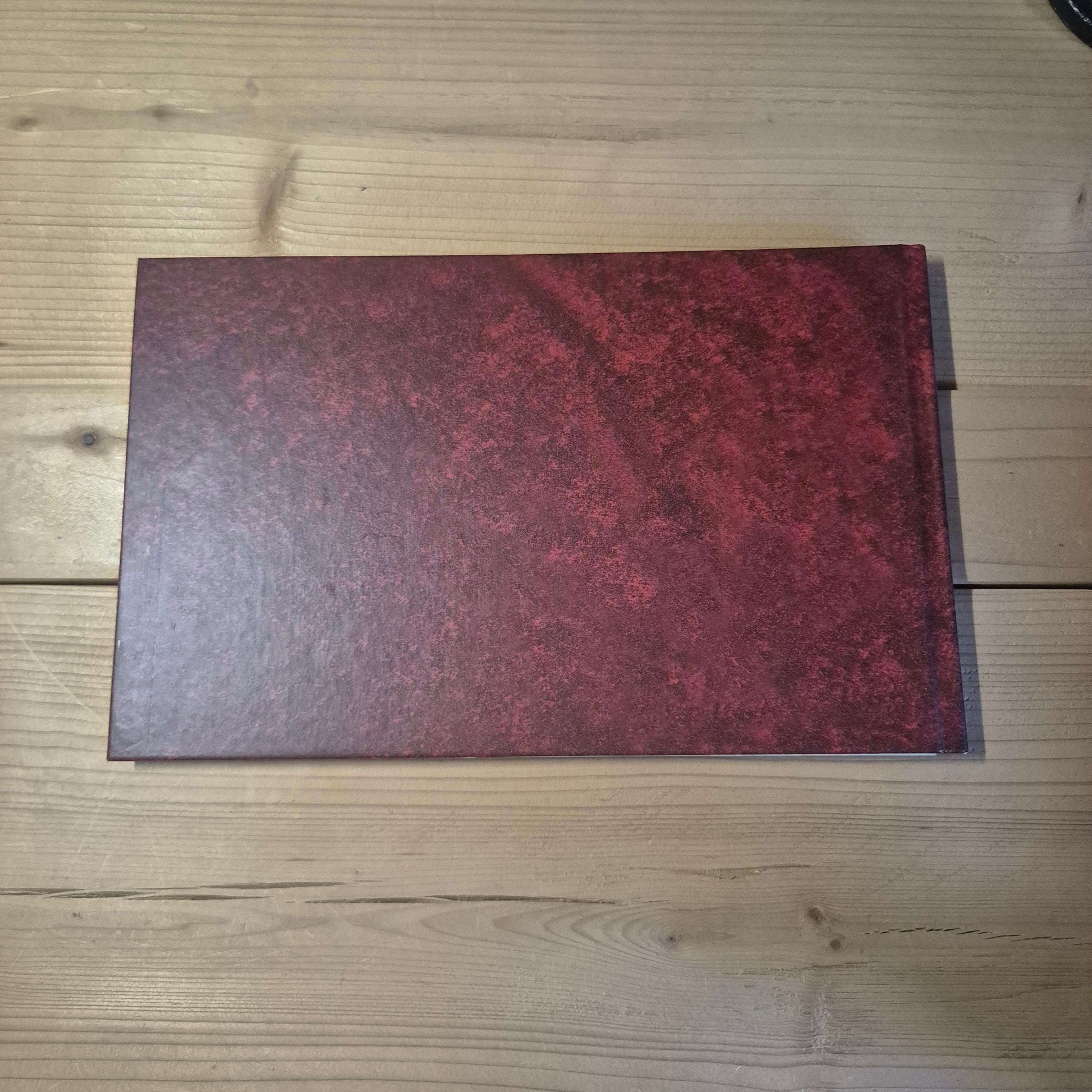 Universal Geneve The Watch Collection 1997 - Horlogerieshop.nl