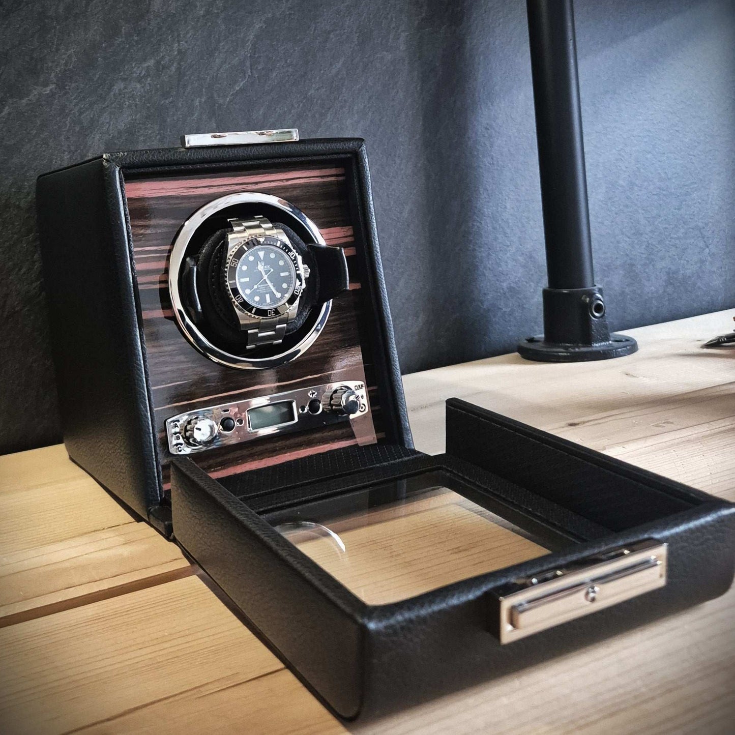 Watch winder Roadster 1 horloge Wolf 1834 - Horlogerieshop.nl