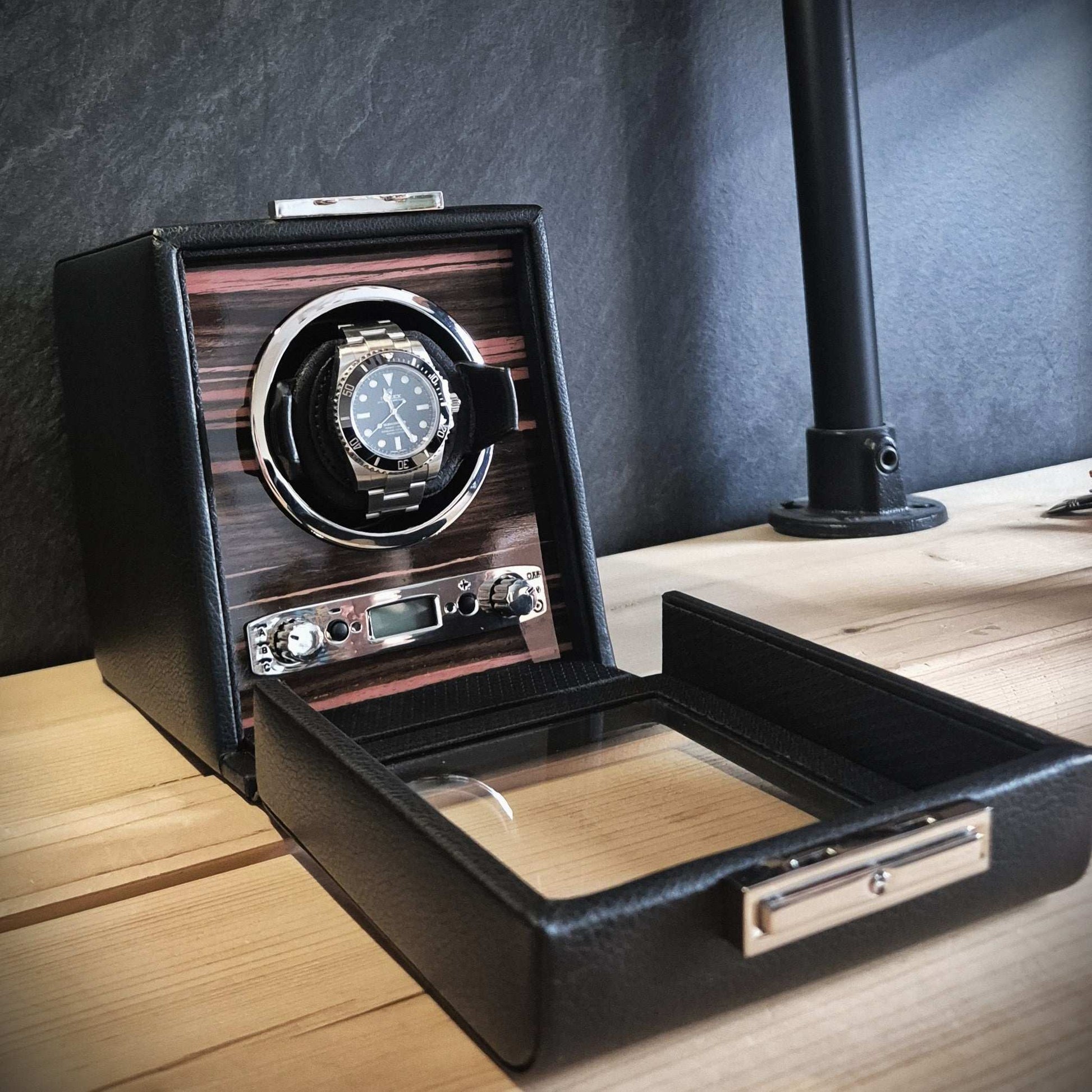 Watch winder Roadster 1 horloge Wolf 1834 - Horlogerieshop.nl