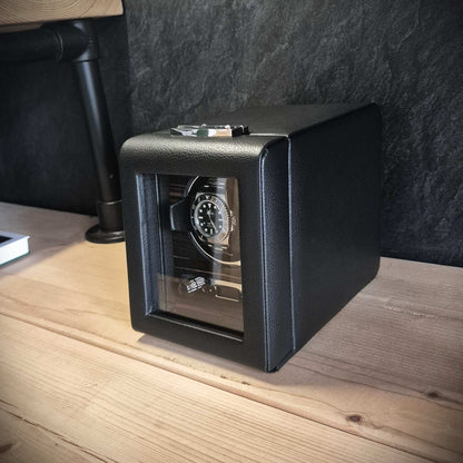 Watch winder Roadster 1 horloge Wolf 1834 - Horlogerieshop.nl