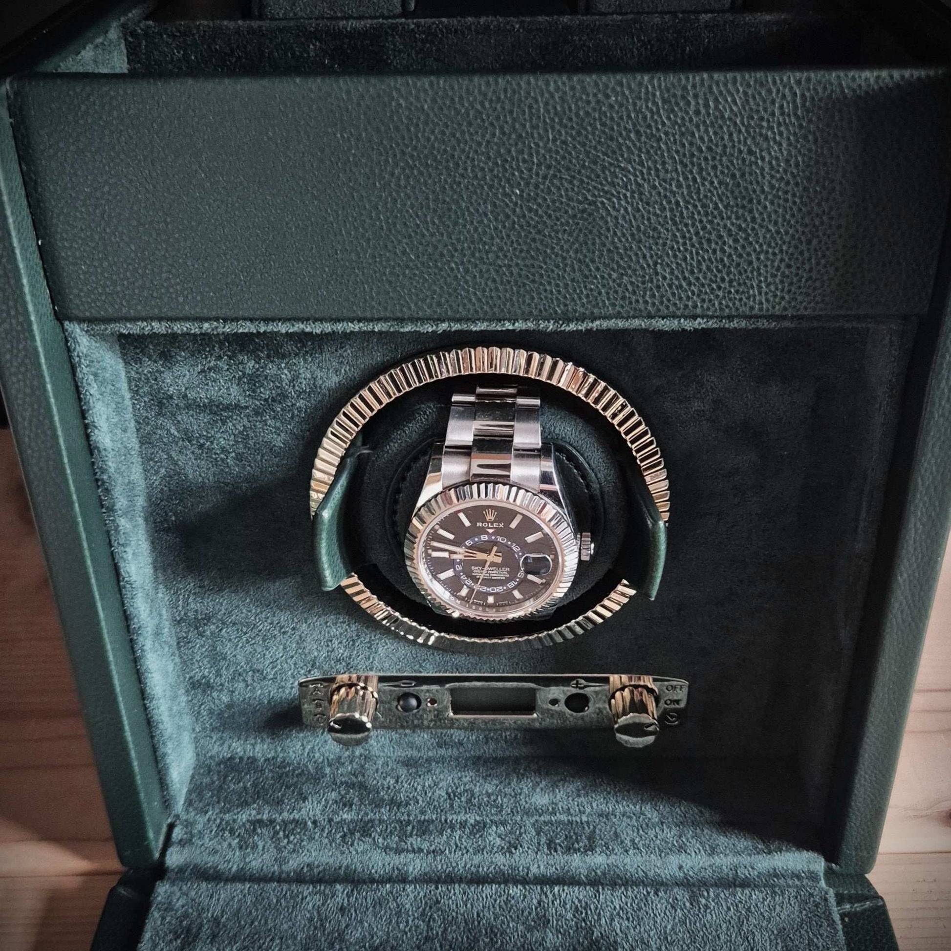 Watch winder met lade British Racing 1 horloge Wolf 1834 - Horlogerieshop.nl