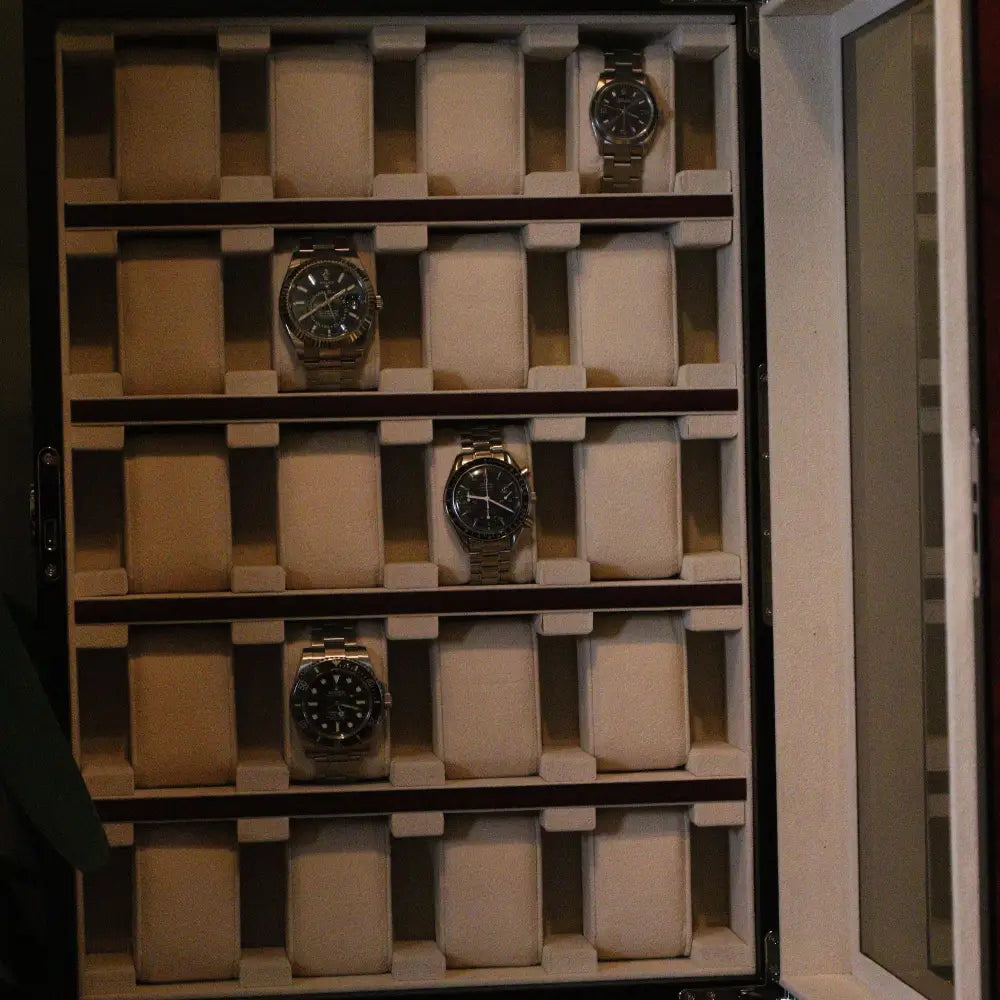 Horloge vitrine 20 Horloges donker notenhout - Horlogedoos - Horlogerieshop.nl